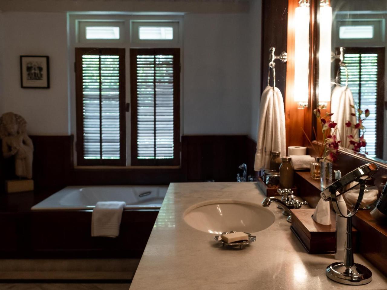 Le Colonial 1506 - Exclusive Luxury Hideaway Hotel Kochi Bagian luar foto